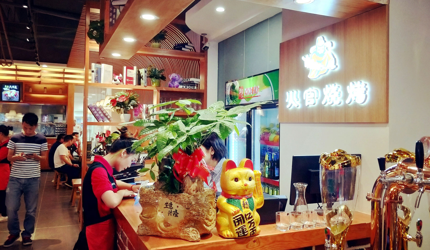 东莞深圳餐饮设计公司在餐饮空间设计上都有哪些步骤？