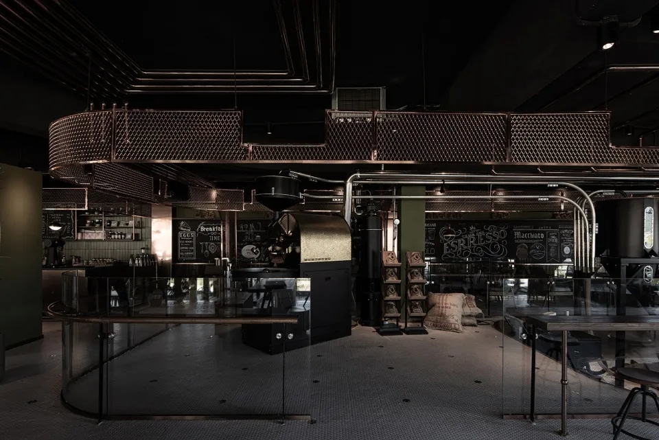东莞硬核的金属质感，让这个杭州餐饮空间设计绝了